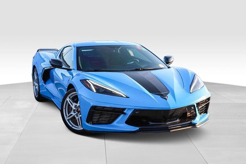 Used 2023 Chevrolet Corvette Stingray Preferred Cpe w/ Z51 Performance Package RWD image 2