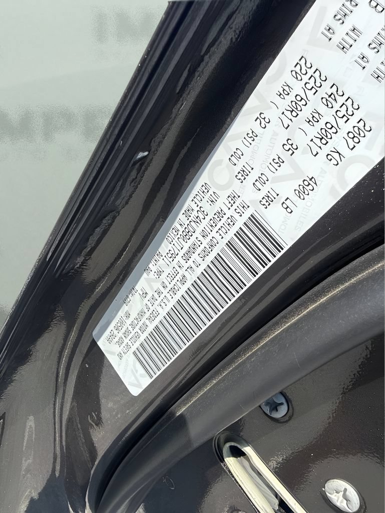 Used 2018 Jeep Compass Latitude w/ Cold Weather Group AWD/4WD image 23