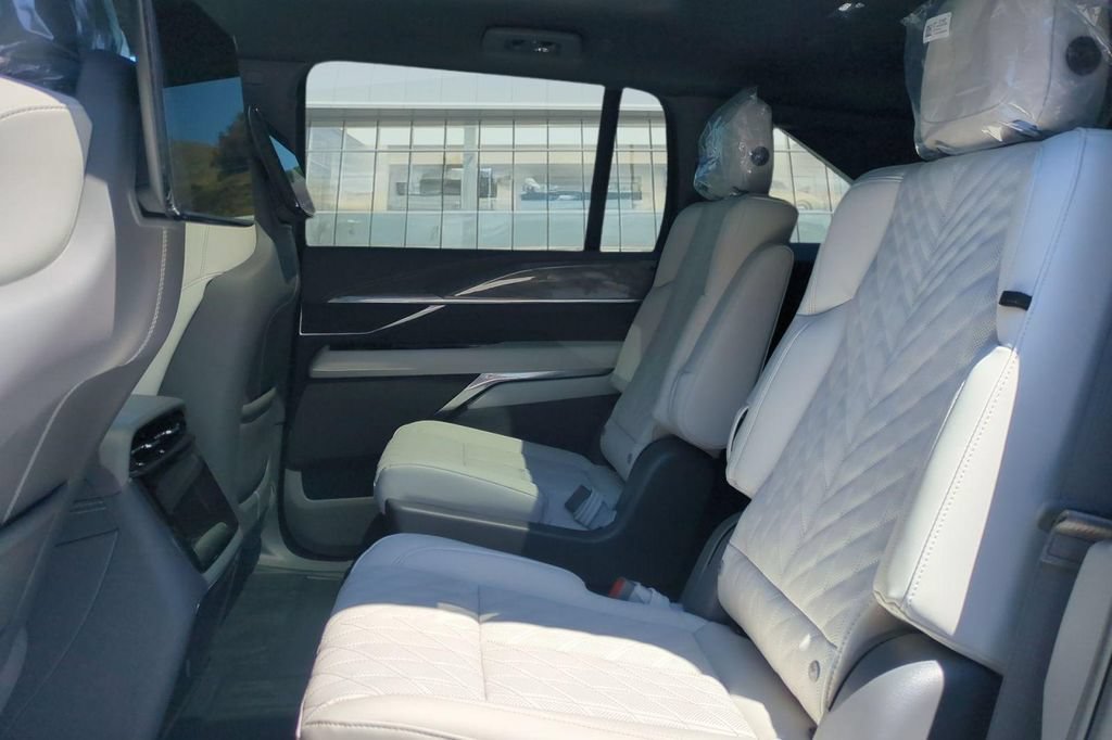 New 2026 Cadillac Escalade IQ Sport 1 w/ LPO, Floor Liner Package AWD/4WD image 13