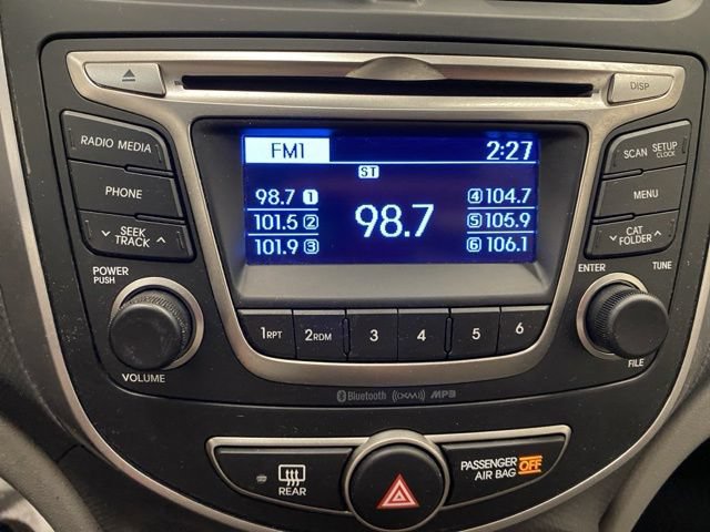 Used 2016 Hyundai Accent SE w/ Option Group 02 FWD image 4