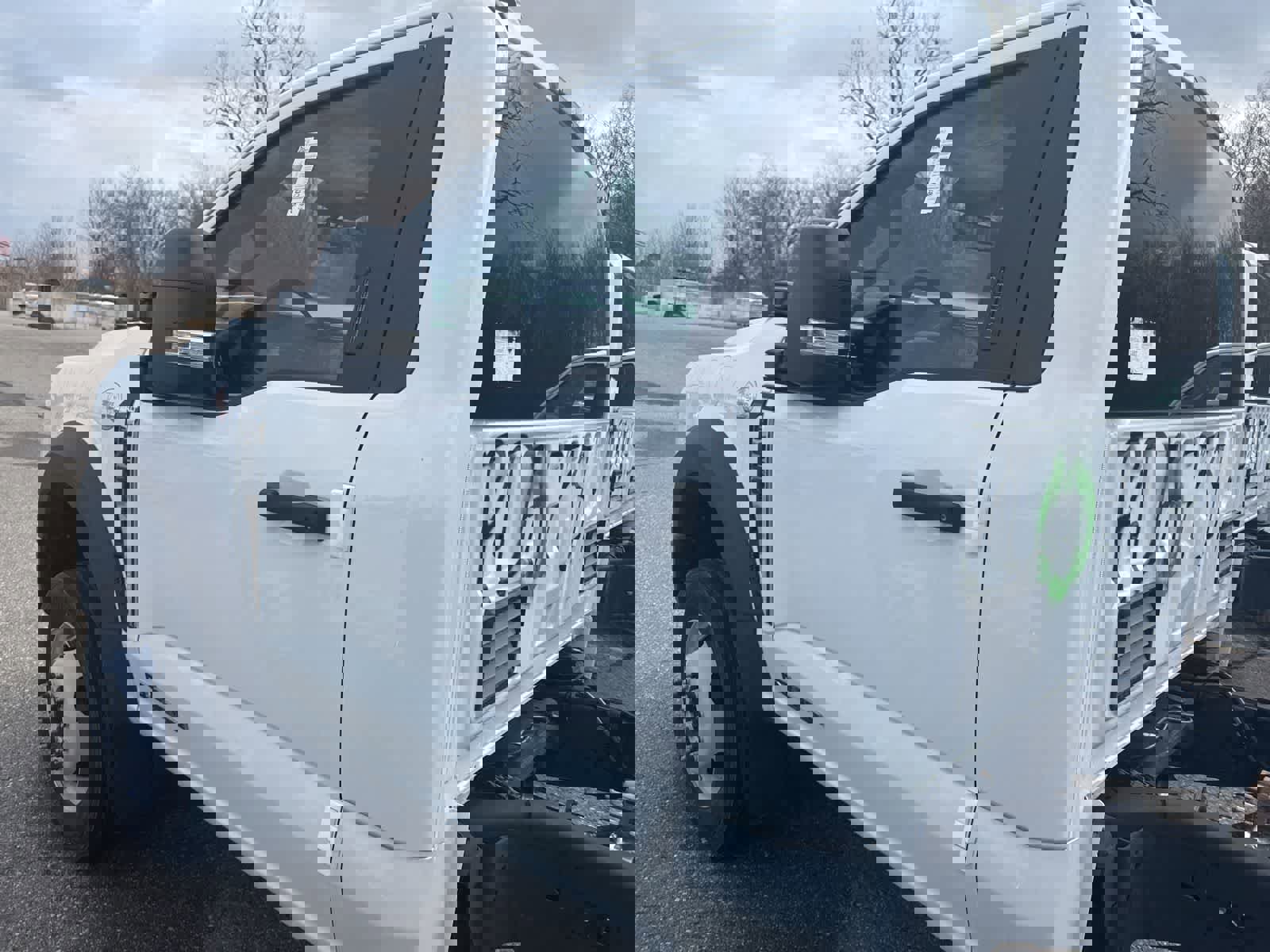 New 2023 Ford F450 XLT w/ XLT Value Package image 5