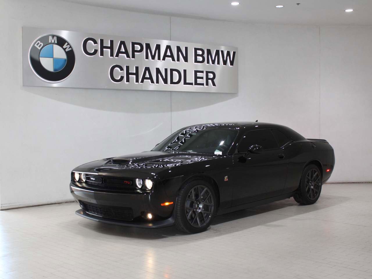 Used 2019 Dodge Challenger R/T Scat Pack w/ Scat Pack Stripe image 1