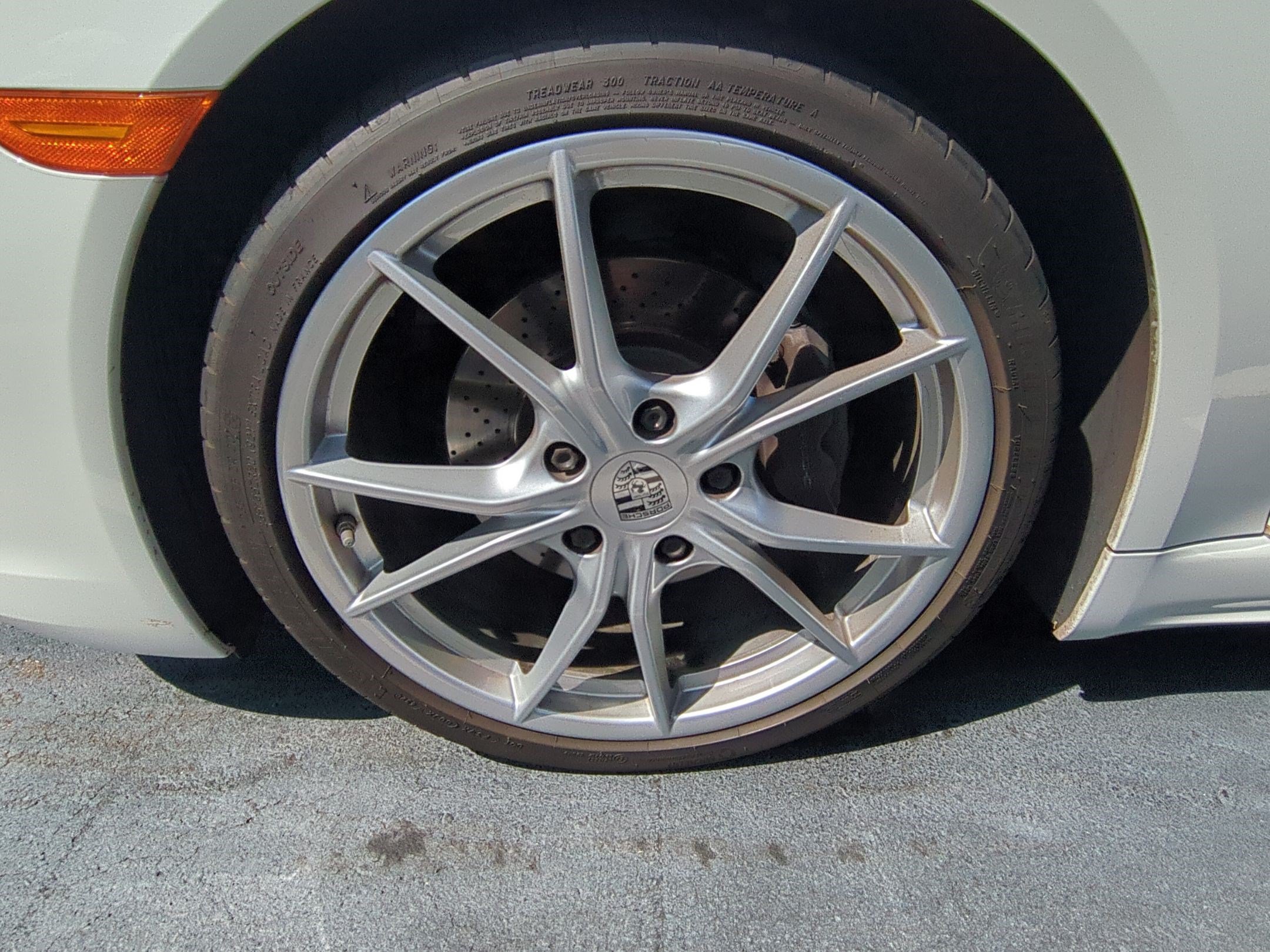 Used 2018 Porsche 718 Cayman RWD image 7