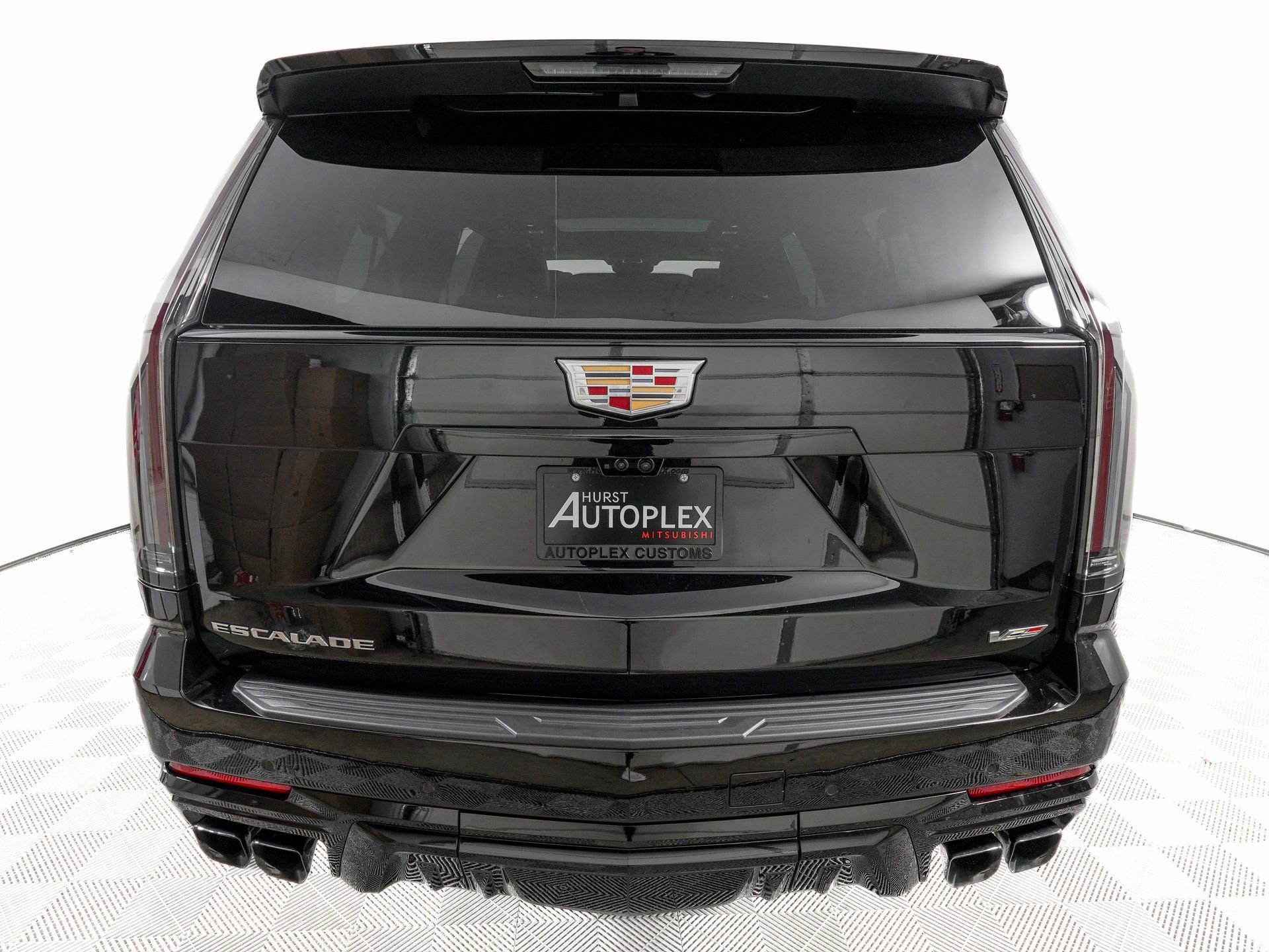 Used 2026 Cadillac Escalade ESV V image 7