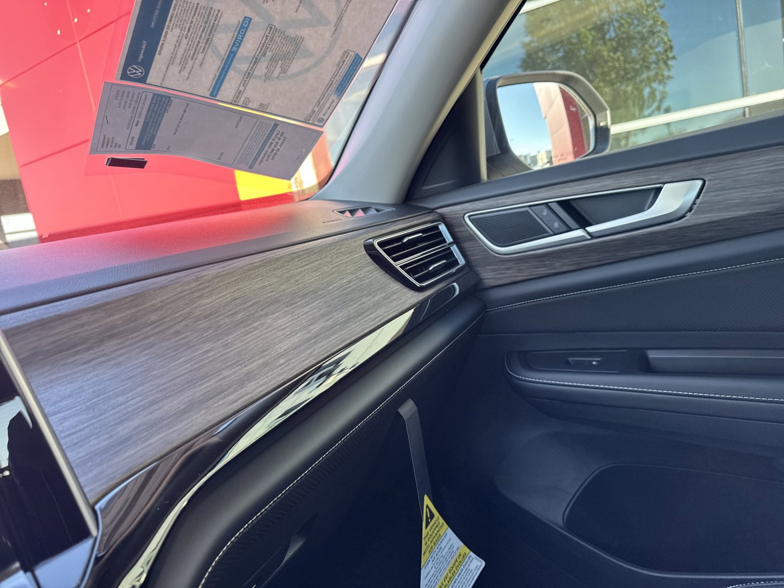 New 2026 Volkswagen Atlas SEL image 26