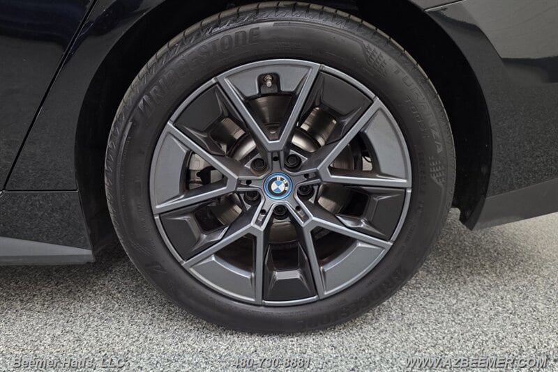Used 2023 BMW i4 eDrive35 w/ Premium Package RWD image 44