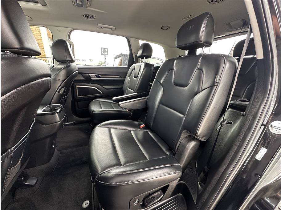 Used 2025 Kia Telluride S AWD/4WD image 16
