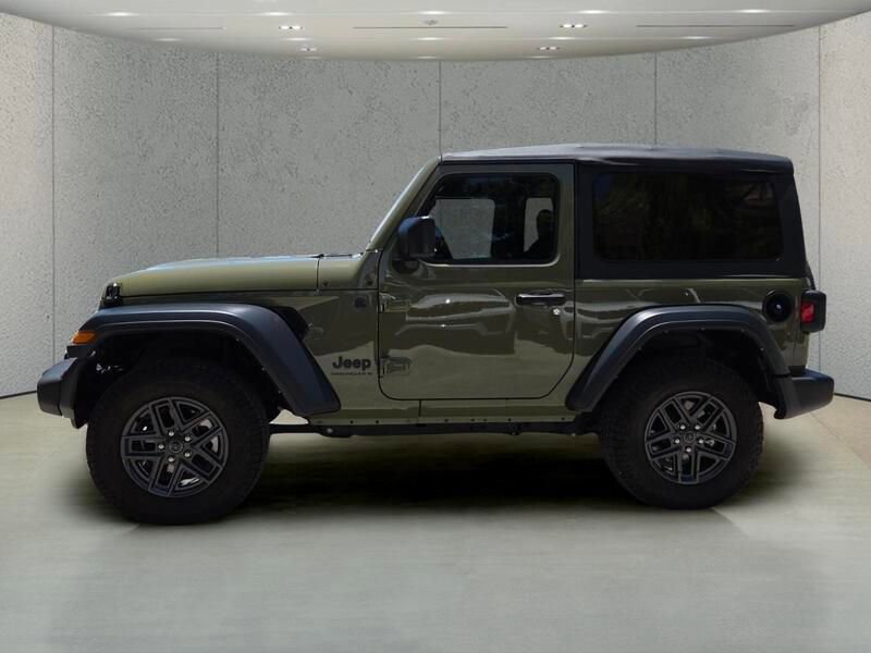 Used 2025 Jeep Wrangler Sport AWD/4WD image 31