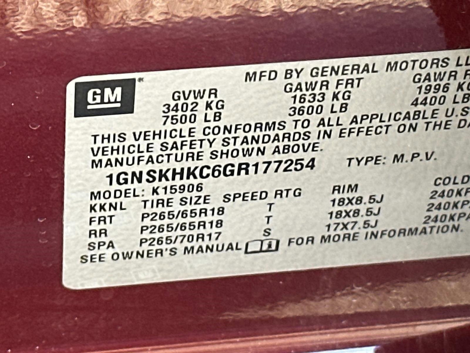 Used 2016 Chevrolet Suburban LT w/ Luxury Package image 29