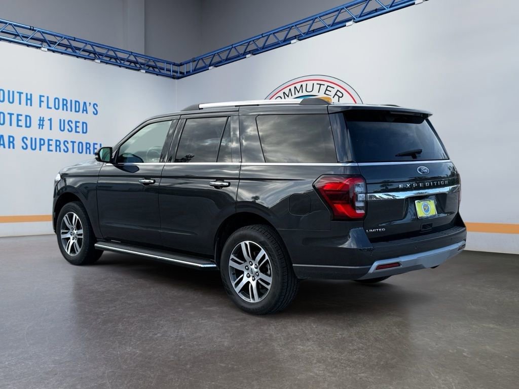Used 2023 Ford Expedition Limited image 4