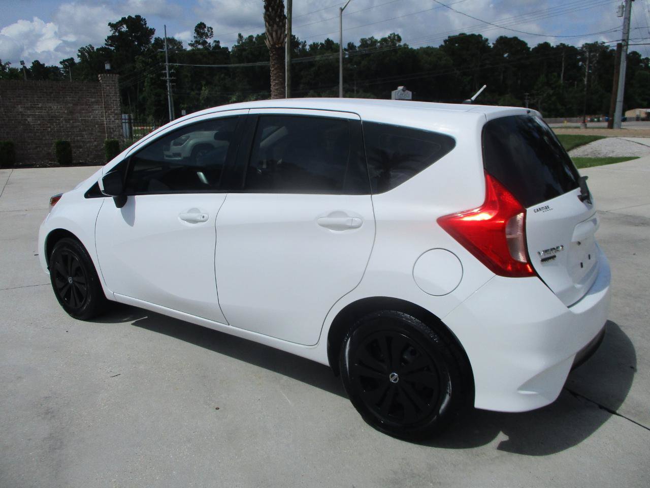 Used 2017 Nissan Versa Note S Plus FWD image 19