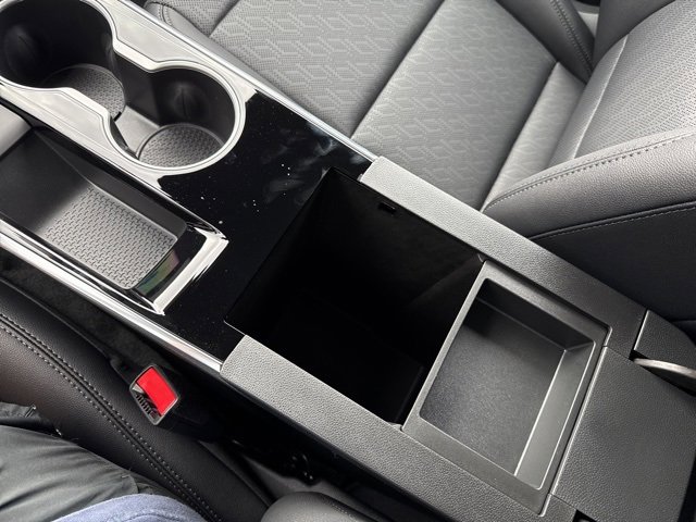 New 2026 Chevrolet Equinox LT w/ Convenience Package II image 32