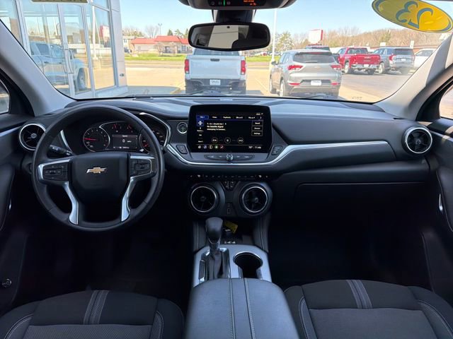 Used 2023 Chevrolet Blazer LT w/ Convenience Package AWD/4WD image 14