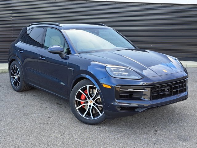 New 2026 Porsche Cayenne S AWD/4WD image 9