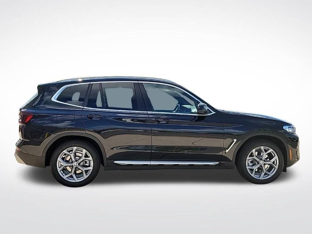 Used 2023 BMW X3 xDrive30i w/ Convenience Package AWD/4WD image 7