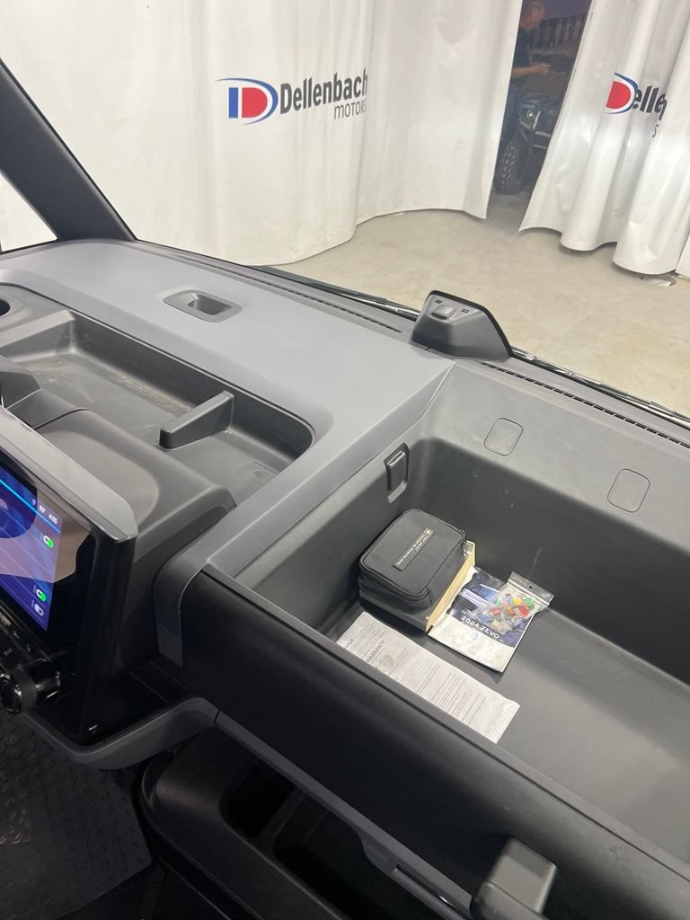 Used 2024 Chevrolet Brightdrop 400 w/ Commercial Equipment Package AWD/4WD image 19