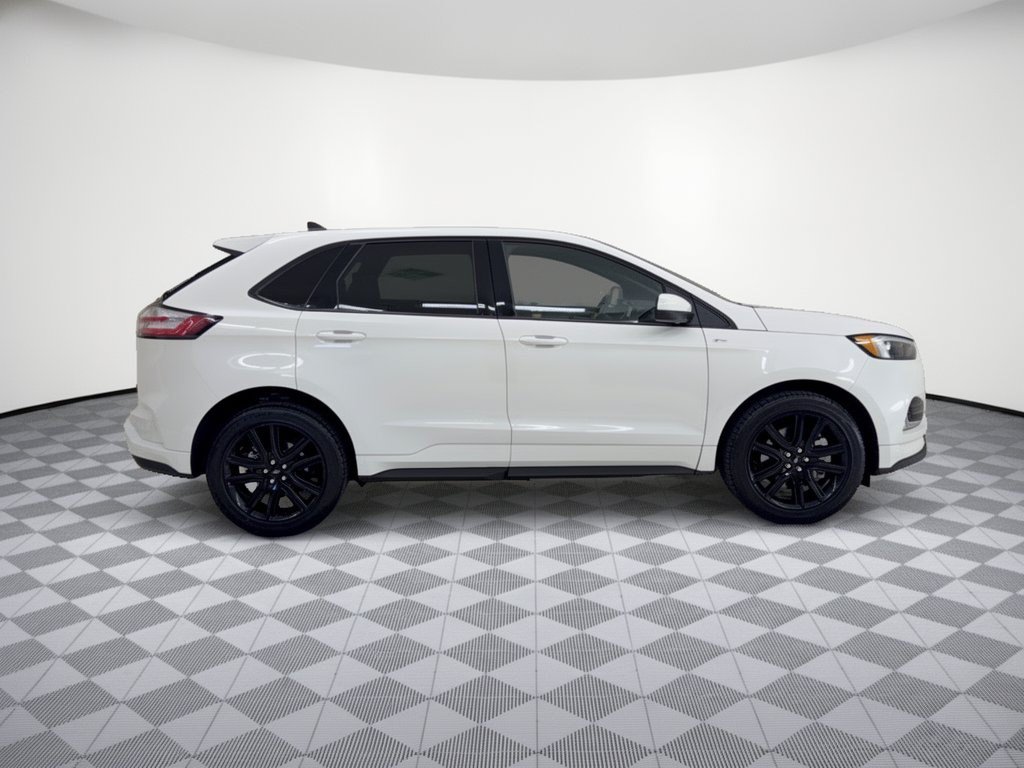Certified 2021 Ford Edge ST-Line FWD image 8