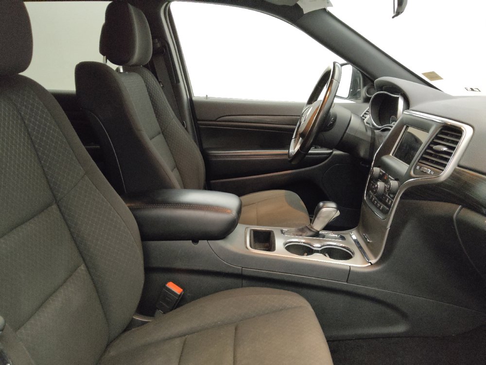 Used 2021 Jeep Grand Cherokee Laredo RWD image 21
