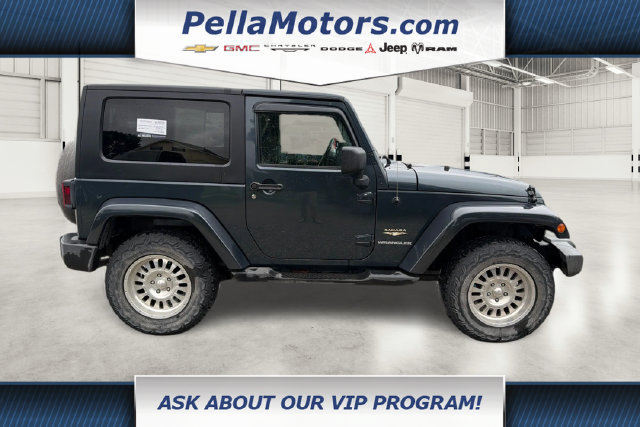 Used 2007 Jeep Wrangler Sahara w/ Dual Top Group AWD/4WD image 2