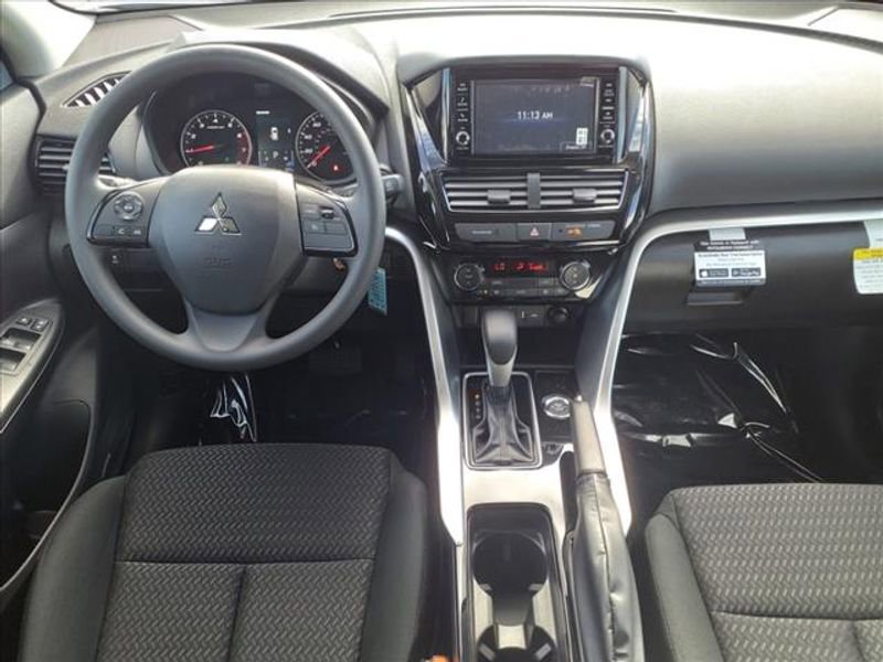 Used 2024 Mitsubishi Eclipse Cross ES image 13