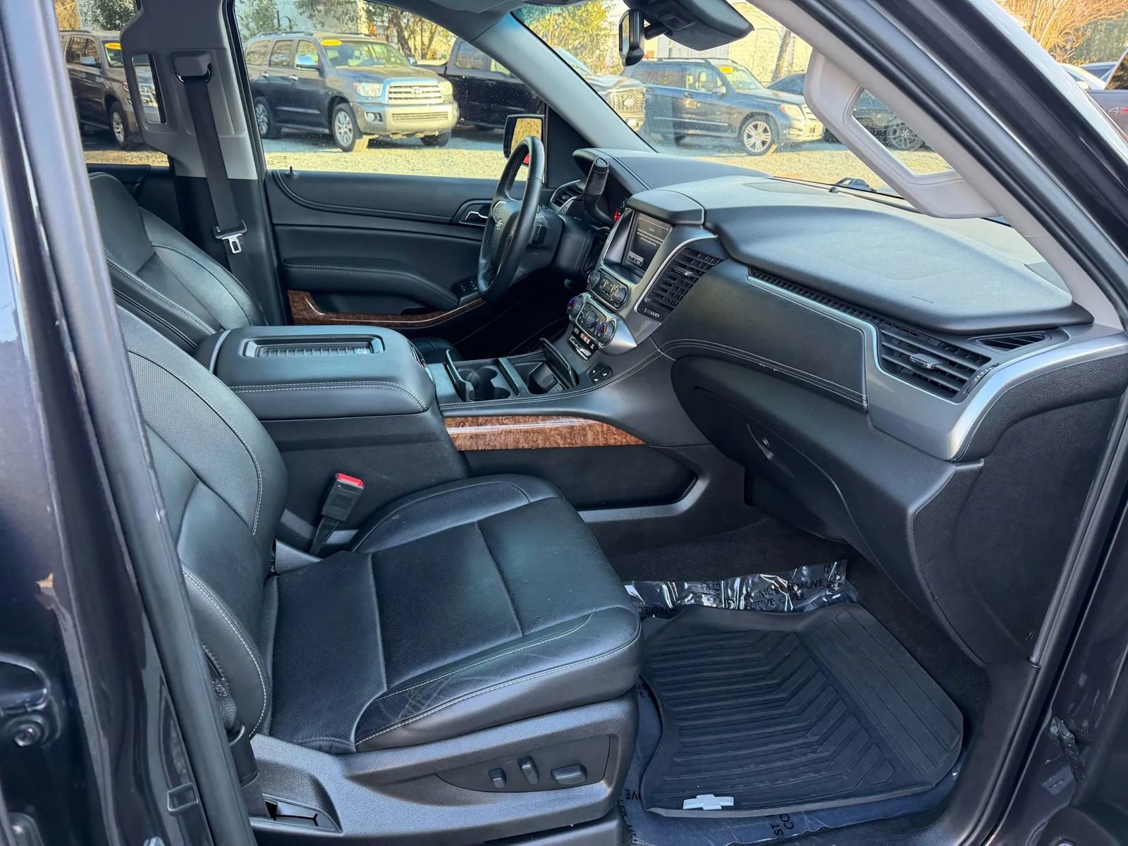 Used 2018 Chevrolet Tahoe Premier w/ RST 6.2L Performance Edition image 20