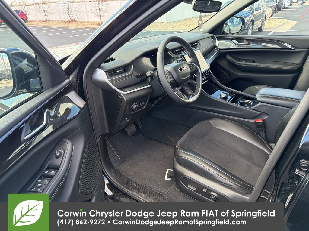 Certified 2023 Jeep Grand Cherokee Altitude image 9