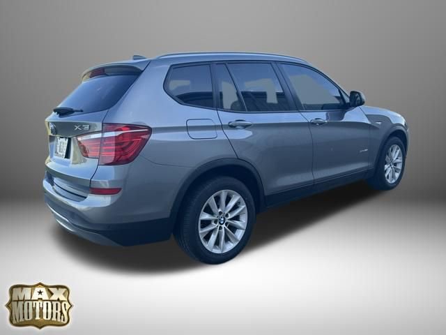 Used 2017 BMW X3 xDrive28i image 7