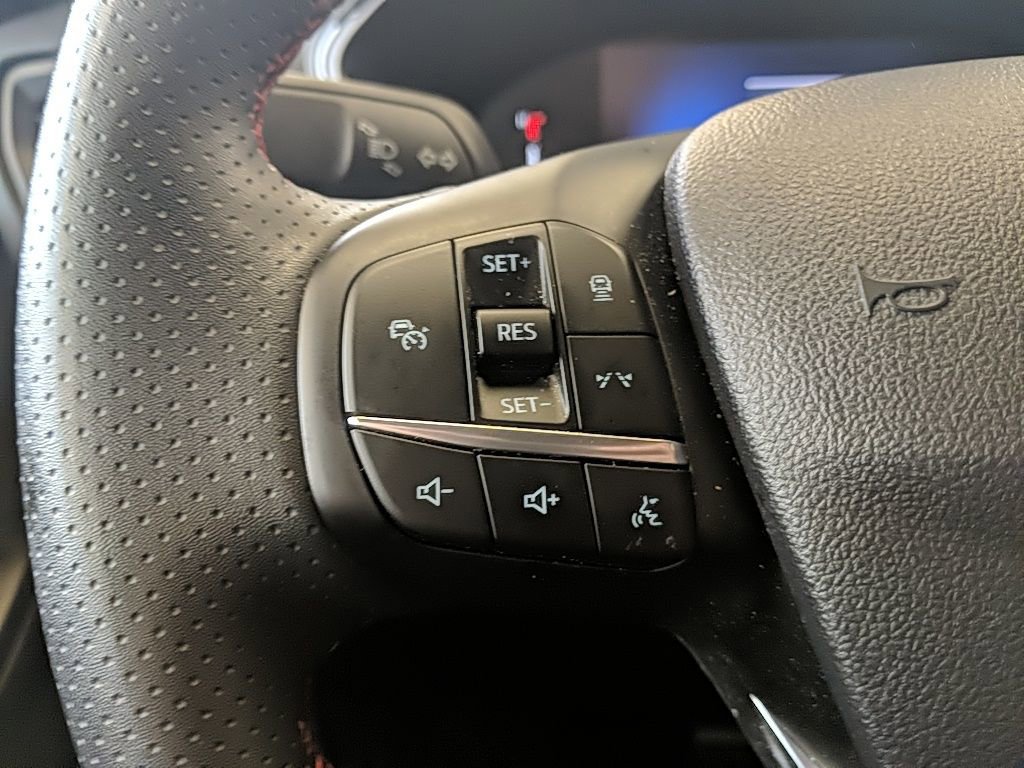 Used 2023 Ford Escape ST-Line w/ Tech Pack #1 image 16