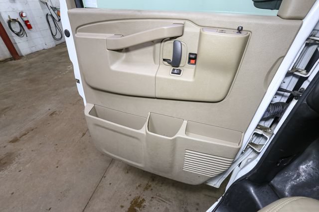 Used 2020 Chevrolet Express 2500 w/ Driver Convenience Package RWD image 29