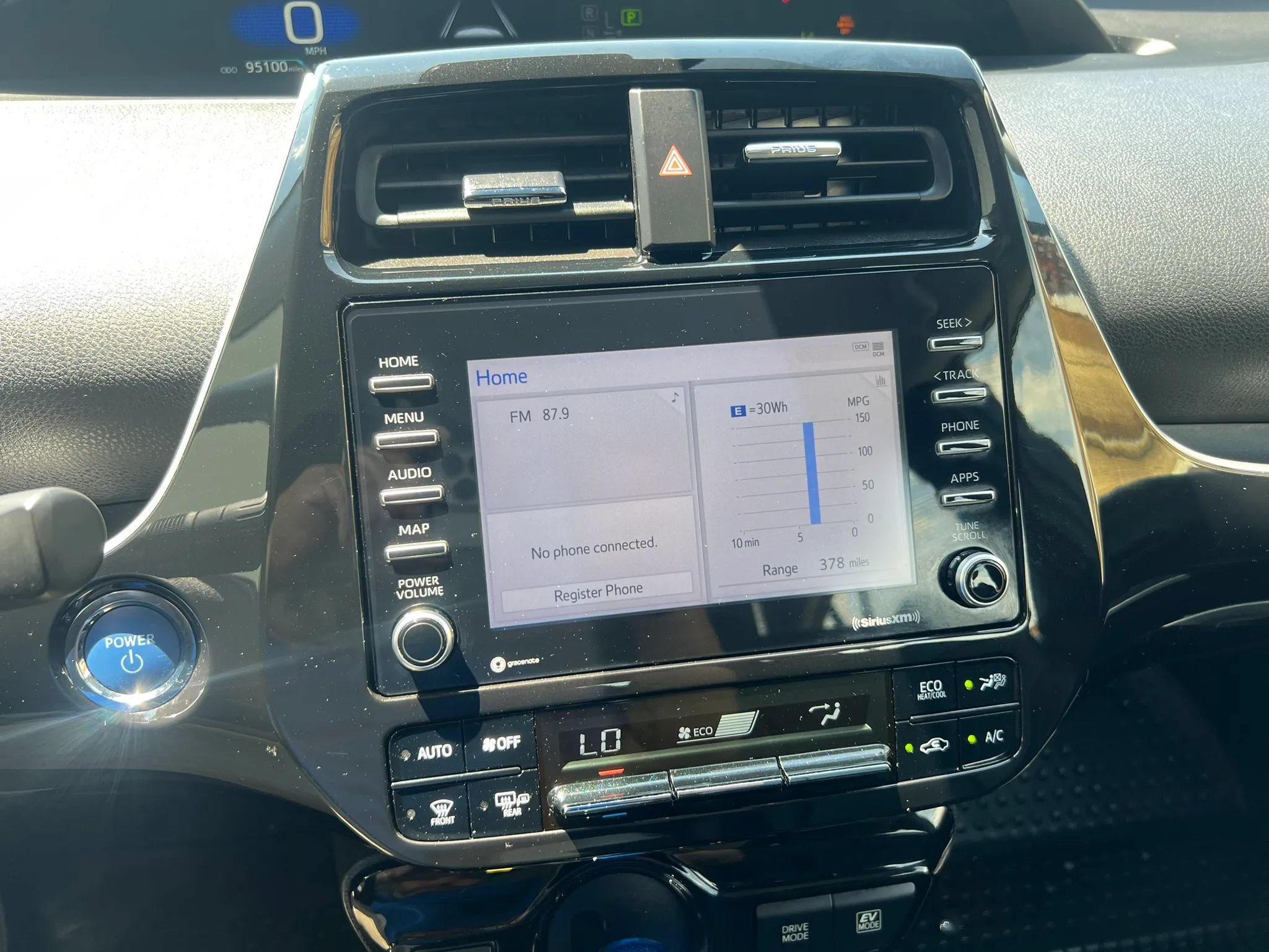 Used 2022 Toyota Prius XLE FWD image 20