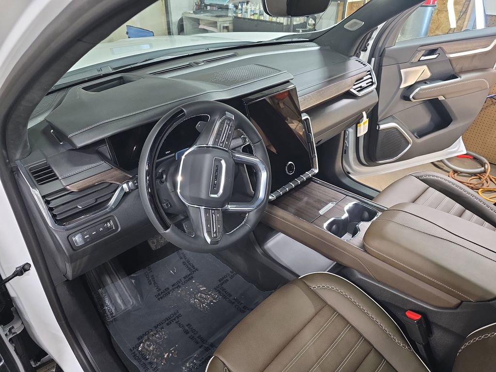 New 2026 GMC Acadia Denali Ultimate w/ LPO, Floor Liner Package image 18