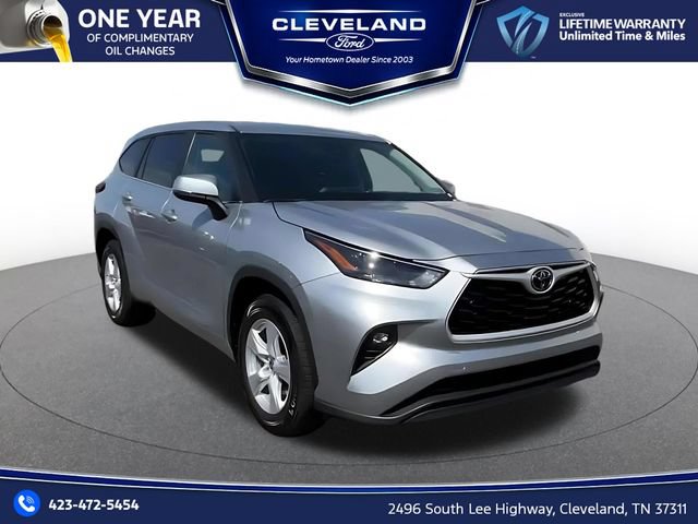 Used 2025 Toyota Highlander LE FWD 360° Tour