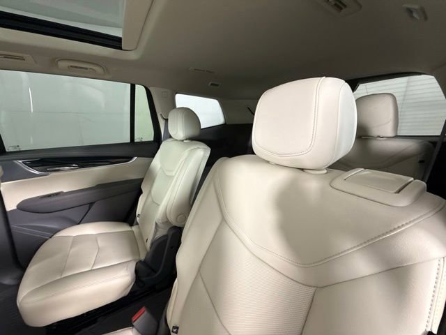 Certified 2024 Cadillac XT6 Premium Luxury w/ Technology Package FWD image 25