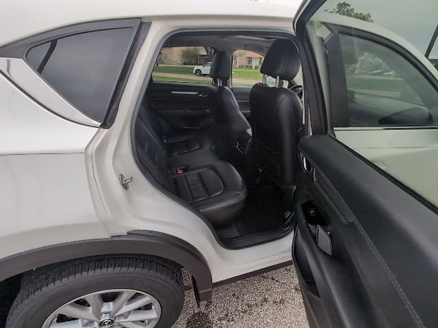 Used 2023 MAZDA CX-5 AWD 2.5 S w/ Preferred Package image 4