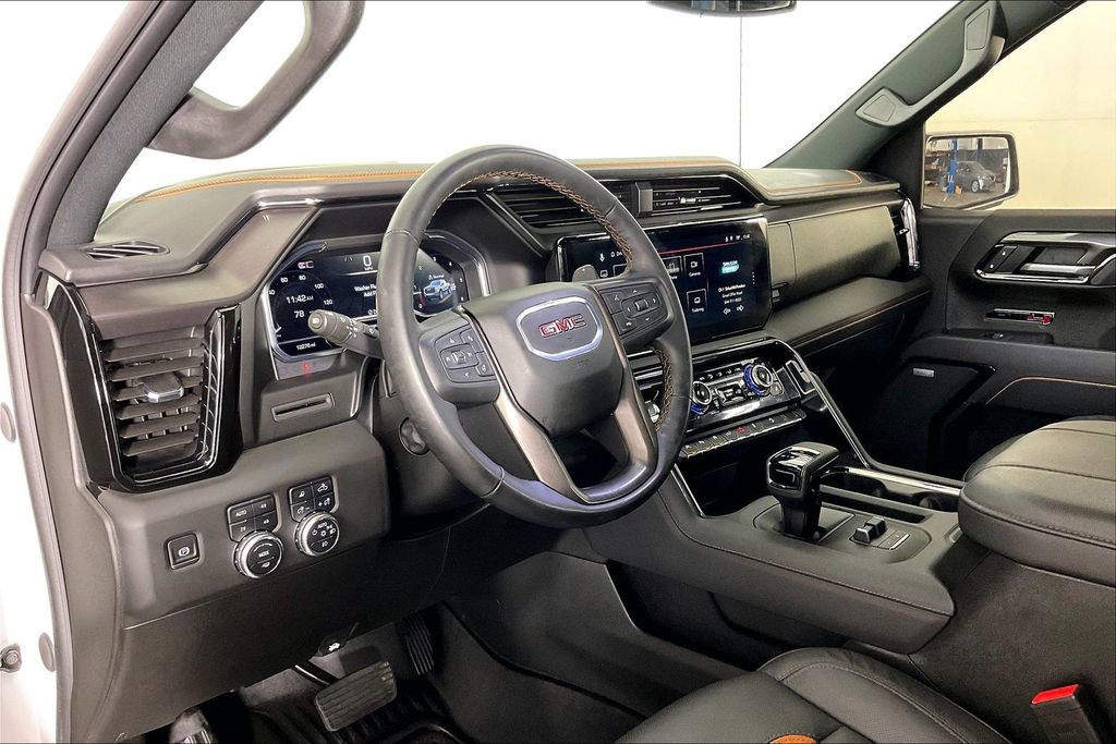 Used 2025 GMC Sierra 1500 AT4 AWD/4WD image 17