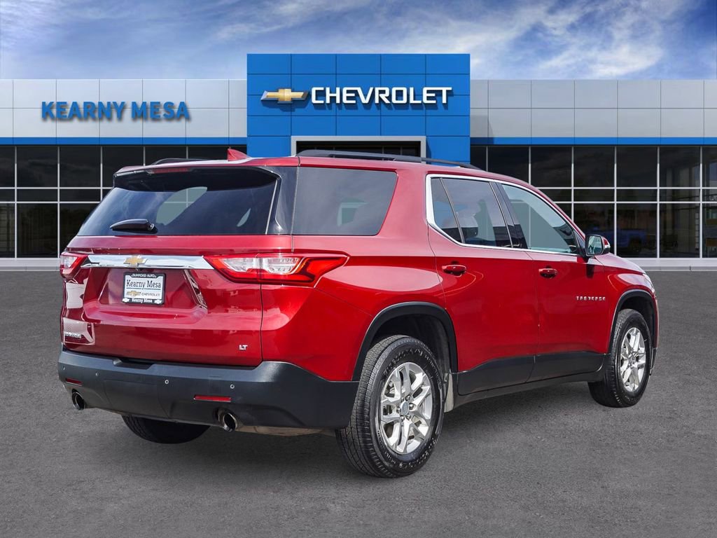 Used 2021 Chevrolet Traverse LT image 6