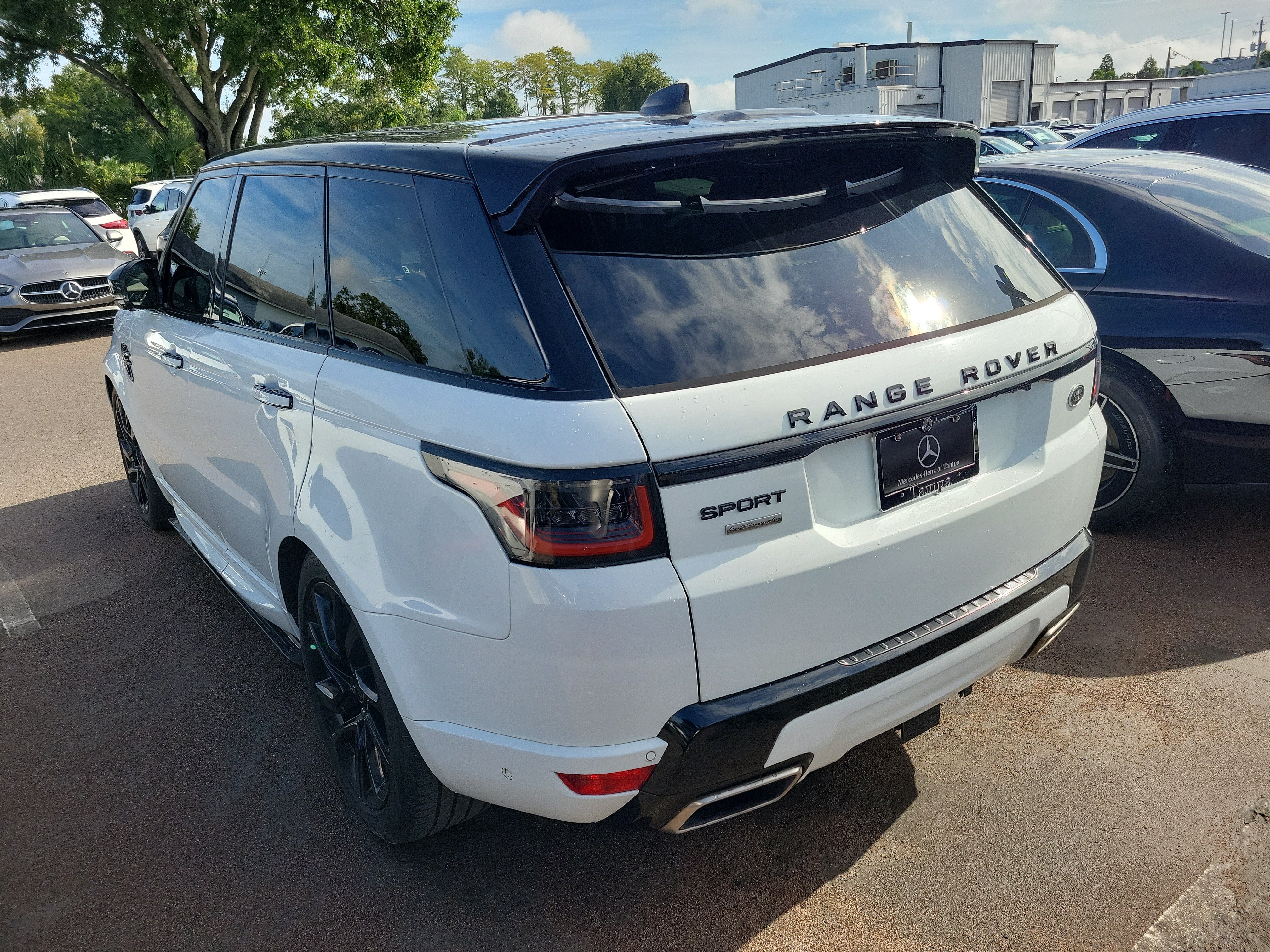 Used 2019 Land Rover Range Rover Sport Autobiography AWD/4WD image 4
