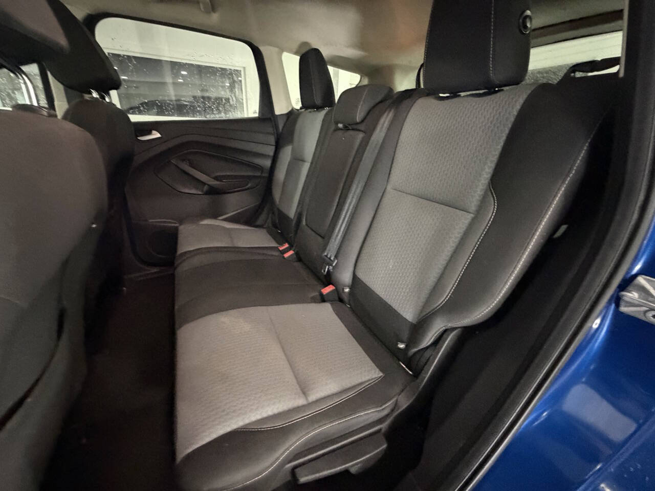 Used 2017 Ford Escape SE w/ Equipment Group 201A AWD/4WD image 21
