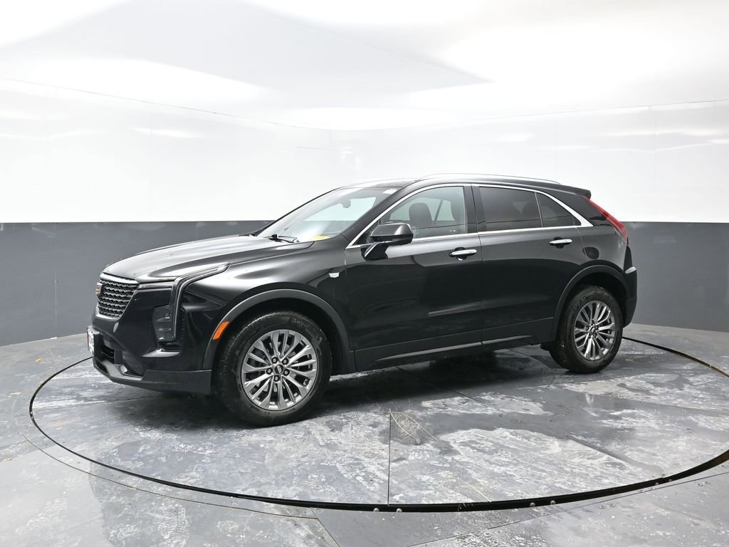 Used 2025 Cadillac XT4 Premium Luxury image 10