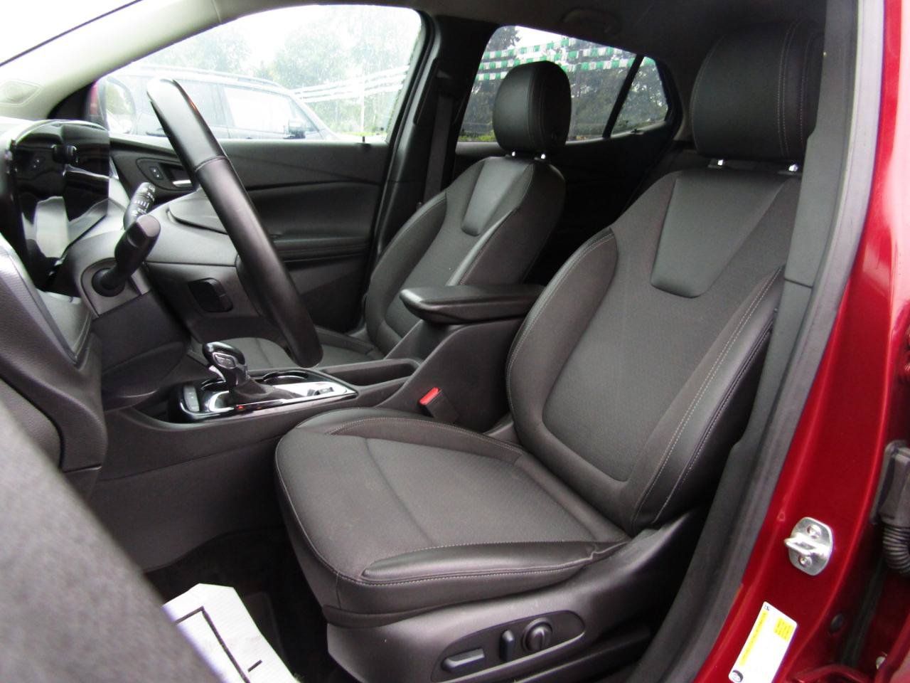 Used 2025 Buick Encore GX Preferred w/ Comfort Package FWD image 12