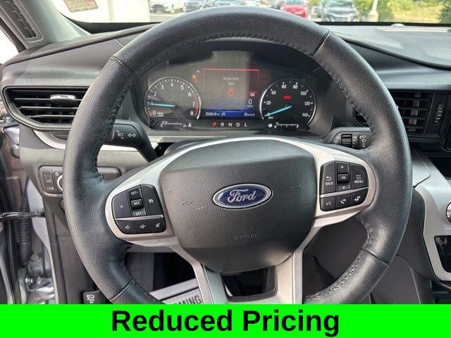 Used 2023 Ford Explorer XLT image 15