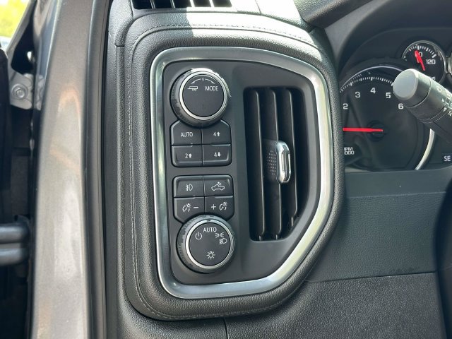 Used 2022 Chevrolet Silverado 1500 LT Trail Boss w/ Bed Protection Package AWD/4WD image 25
