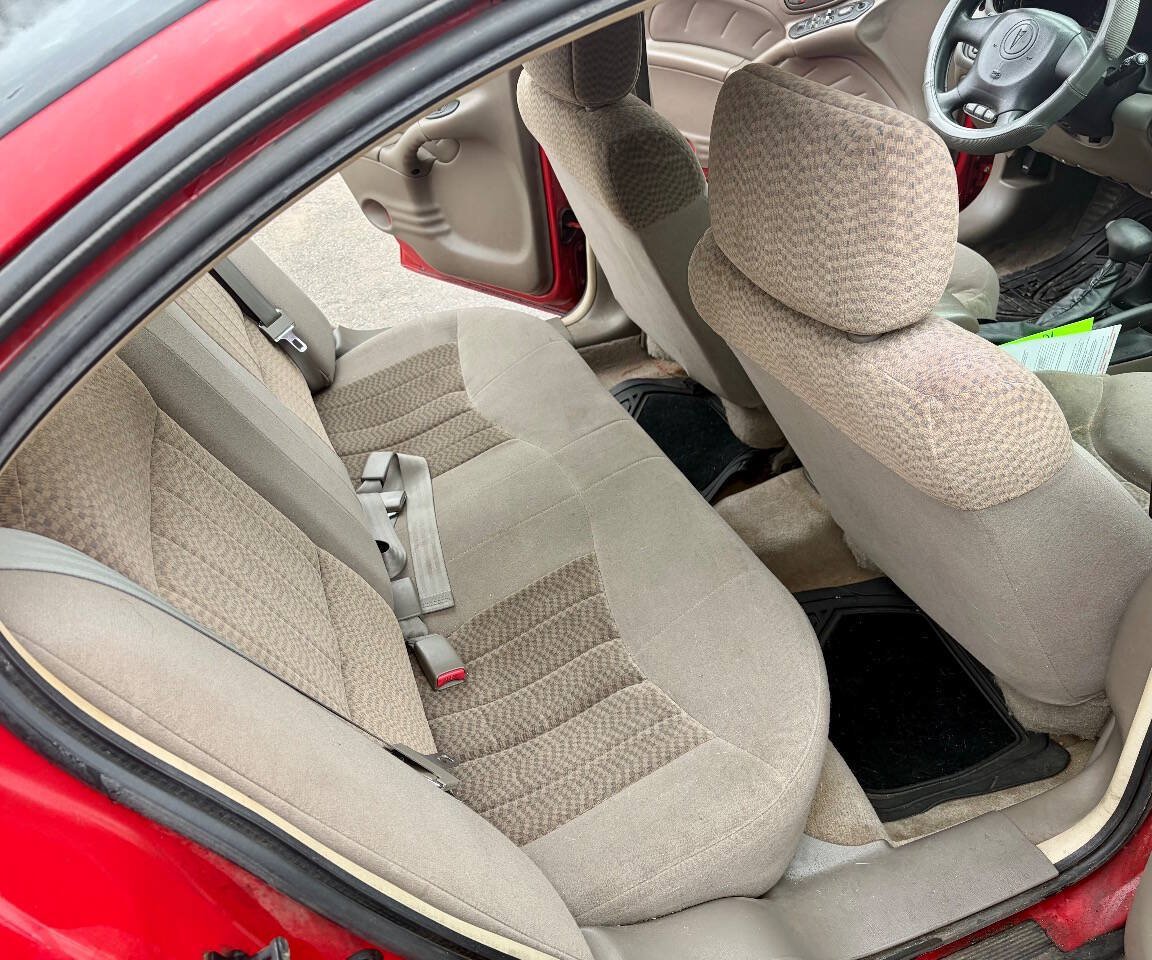 Used 2004 Pontiac Grand Am SE FWD image 12