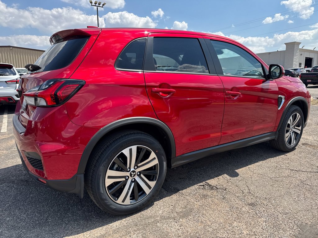 New 2027 Mitsubishi Outlander Sport SE FWD image 4