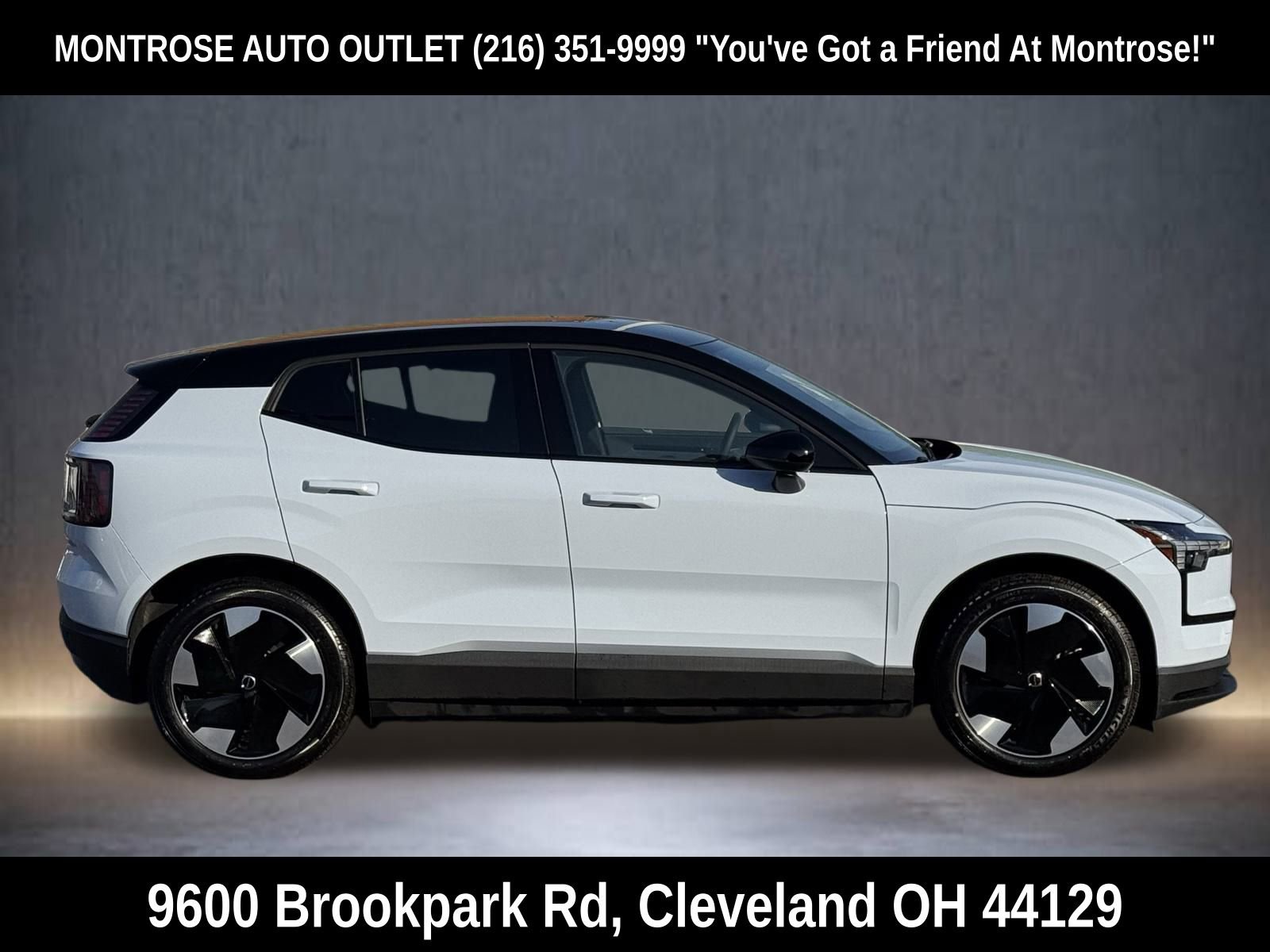 New 2025 Volvo EX30 Plus w/ Protection Package Premier image 6