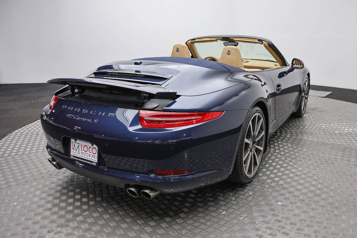 Used 2015 Porsche 911 Carrera S RWD image 5