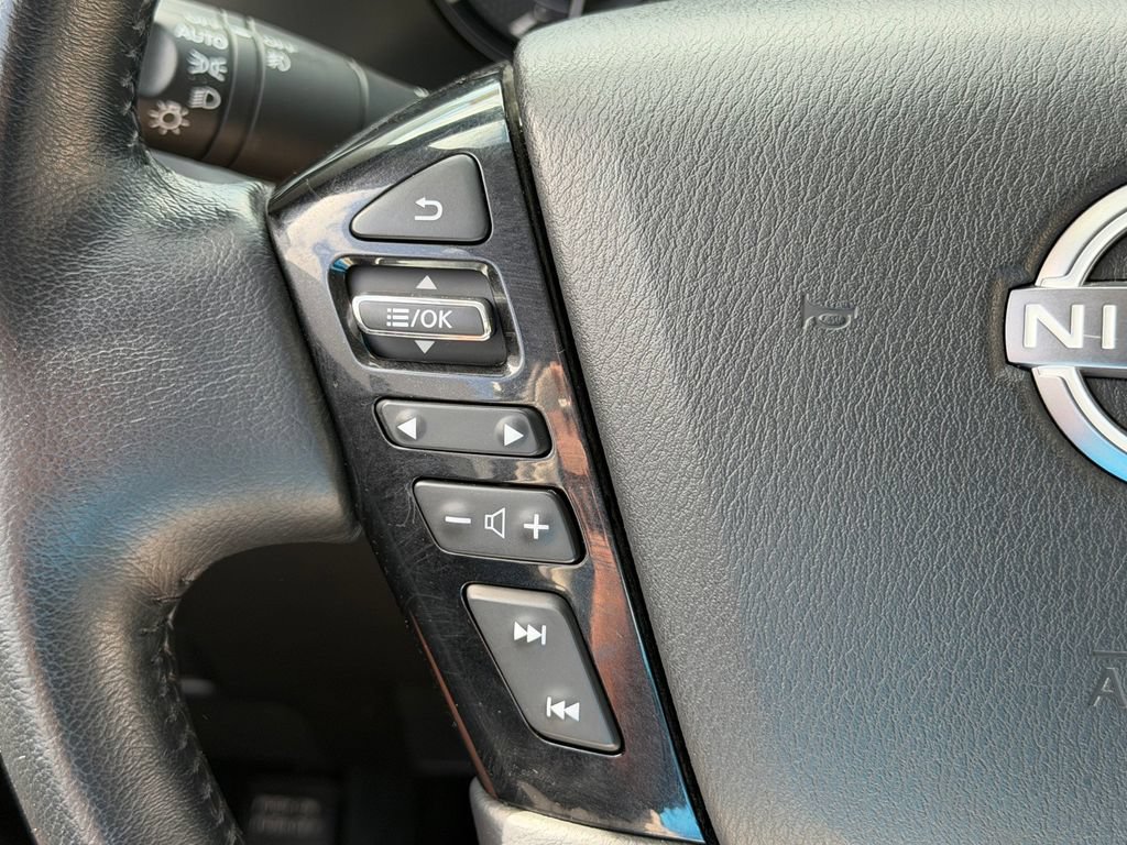 Used 2024 Nissan Armada SV AWD/4WD image 12