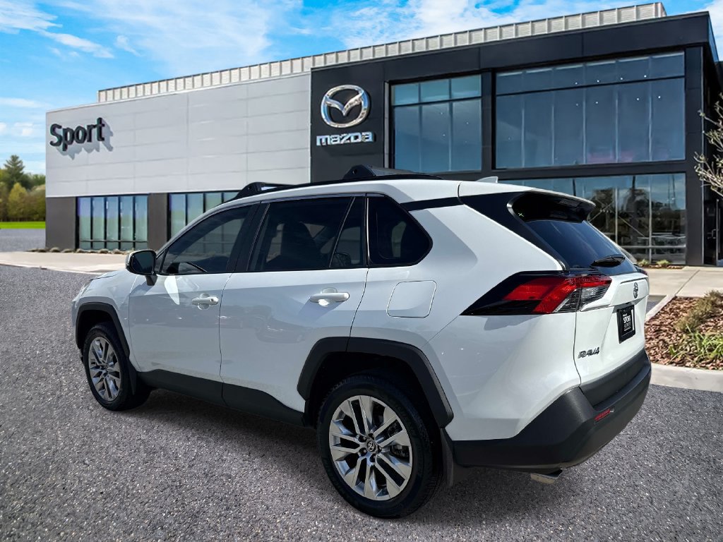 Used 2025 Toyota RAV4 XLE Premium FWD image 6