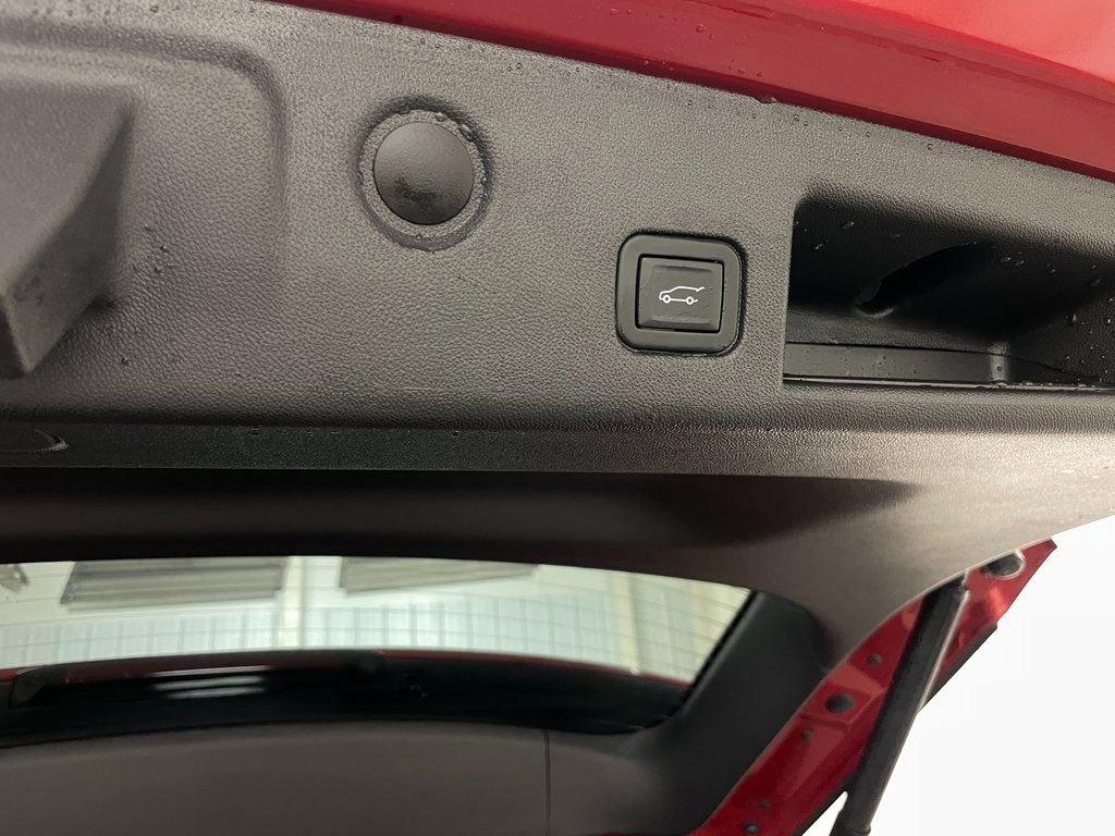 Used 2024 Chevrolet Equinox LT w/ LPO, Floor Liner Package FWD image 43