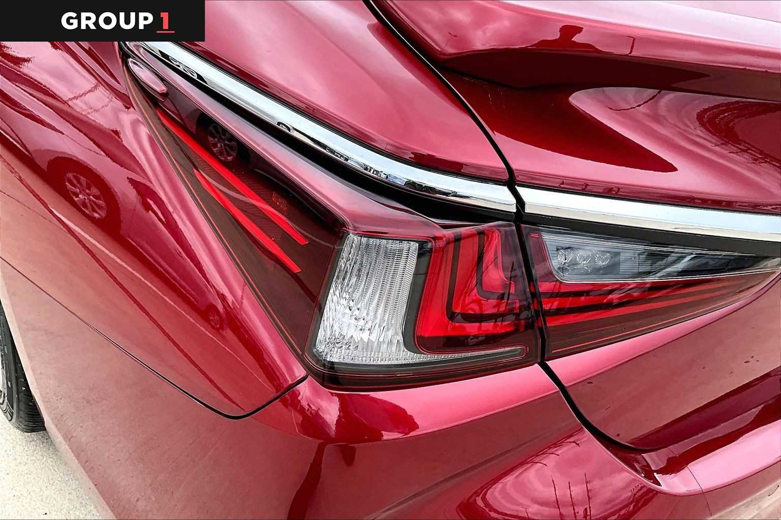 Used 2023 Lexus ES 350 Ultra Luxury w/ Accessory Package (Z2) FWD image 40